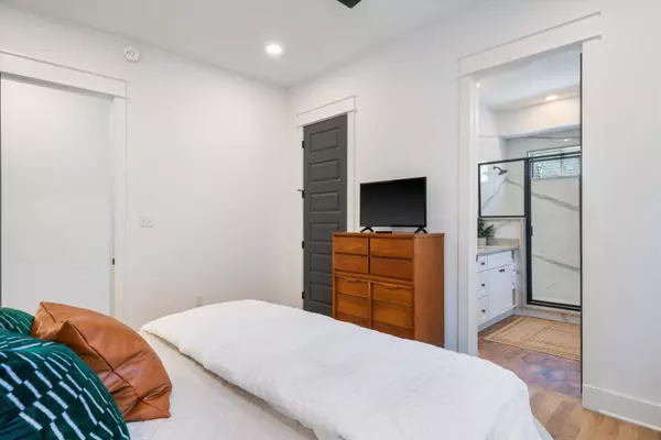 2228 OLIVER AVE, Memphis, TN 38104