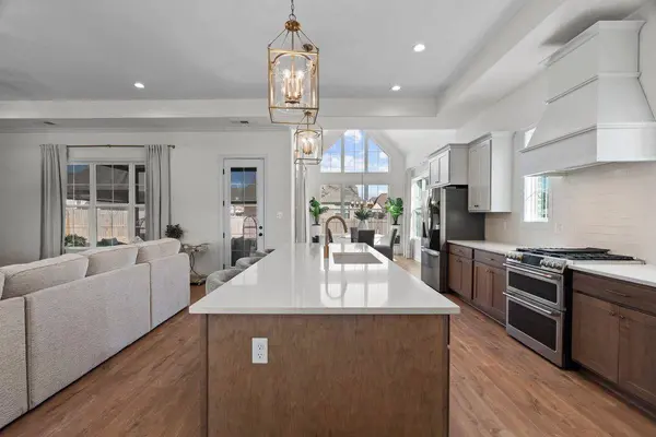 9554 GRAYS VALLEY DR, Cordova, TN 38018