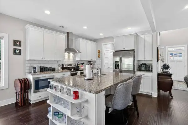 51 Morgan LN, Dawsonville, GA 30534