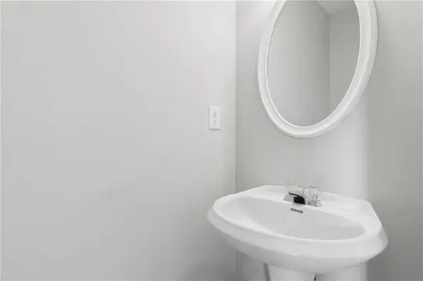 58 Princeton Glen CT, Adairsville, GA 30103