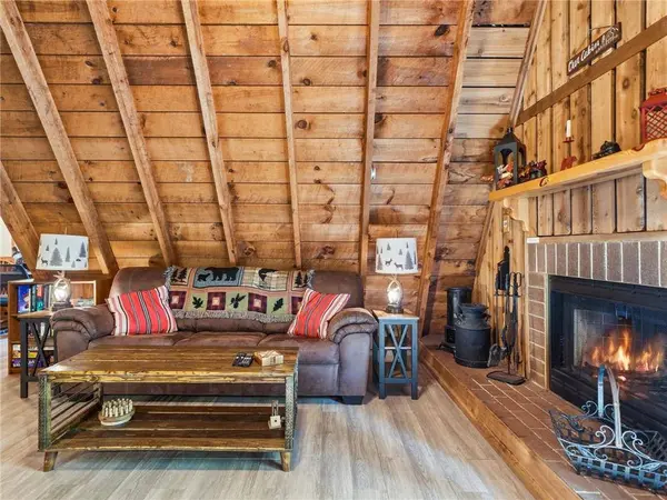 27 Two Cedars RD, Morganton, GA 30560
