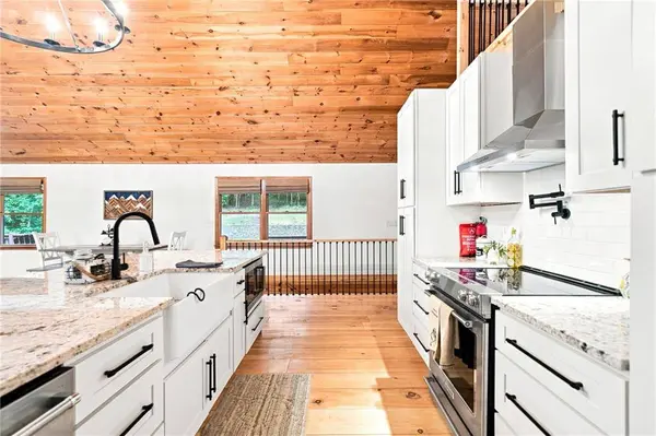 314 Northcutt RD, Ellijay, GA 30540