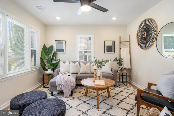 17 CIRCLE DR, Linthicum Heights, MD 21090