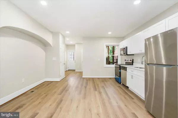 700 E 35TH ST, Baltimore, MD 21218