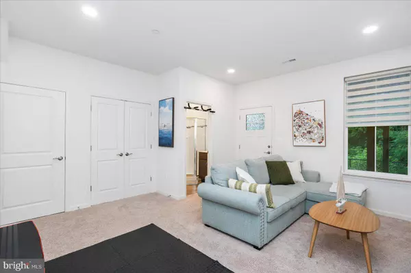 7323 MARTIN FARM CIR, Rosedale, MD 21237