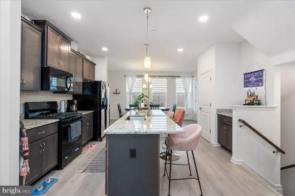 7323 MARTIN FARM CIR, Rosedale, MD 21237