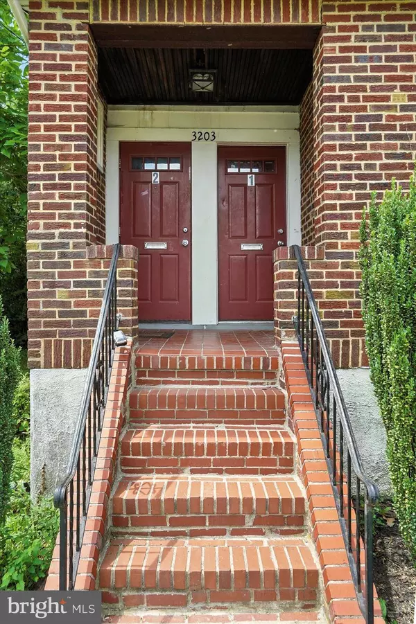 3203 MARY AVE, Baltimore, MD 21214