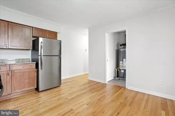 800 E NORTH AVE, Baltimore, MD 21202