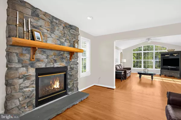 18119 BUNKER HILL RD, Parkton, MD 21120