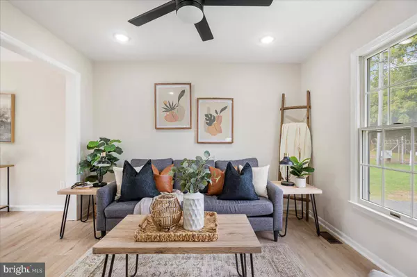 4213 HAZEL AVE, Baltimore, MD 21206