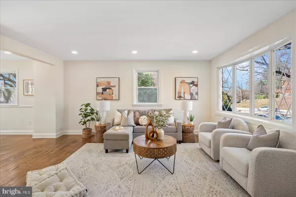 1009 E NORTHERN PKWY, Baltimore, MD 21212