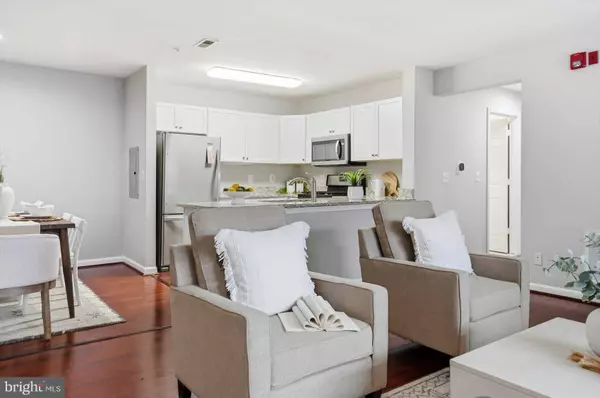 12108 TULLAMORE CT #204, Lutherville Timonium, MD 21093