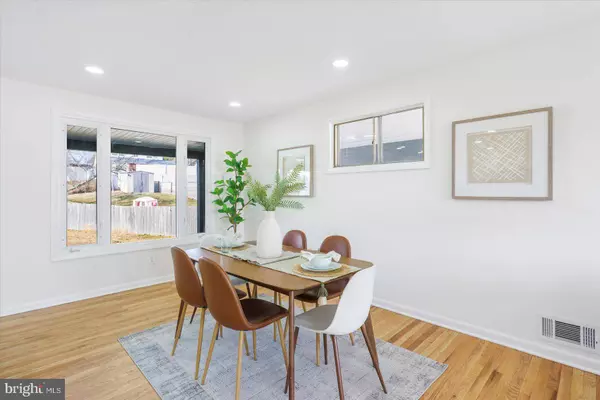 8416 COCO RD, Baltimore, MD 21237