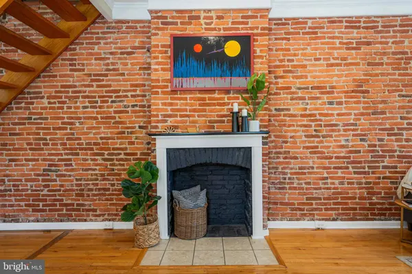 2937 DILLON ST, Baltimore, MD 21224