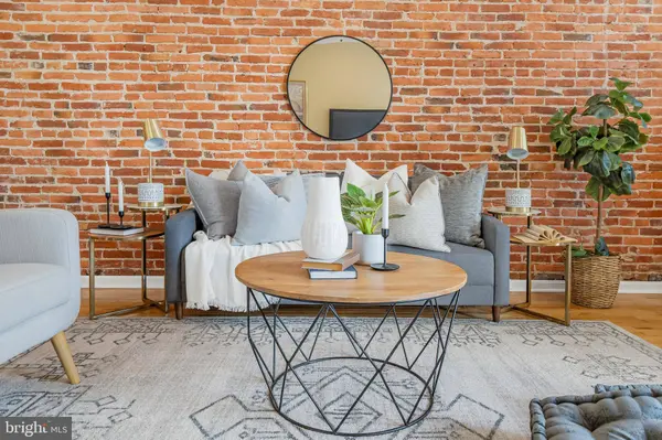 2937 DILLON ST, Baltimore, MD 21224