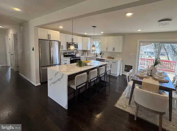 7918 ELIZABETH RD, Pasadena, MD 21122