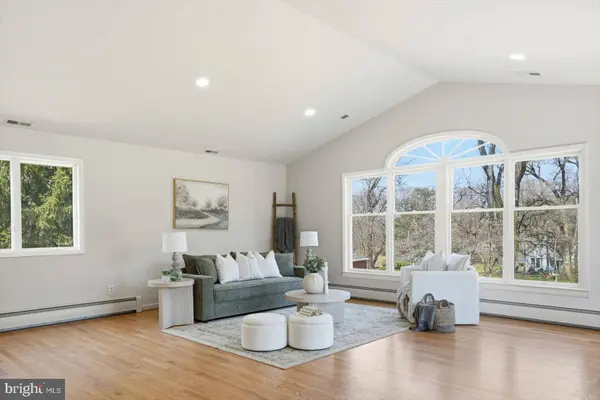 704 CHAPEL RIDGE RD, Lutherville Timonium, MD 21093