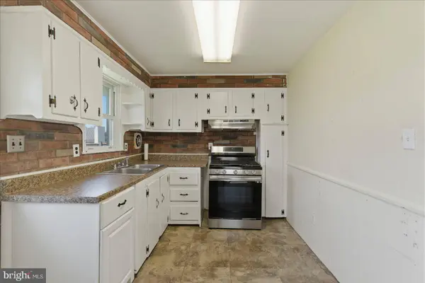 9804 MONROE ST, Cockeysville, MD 21030