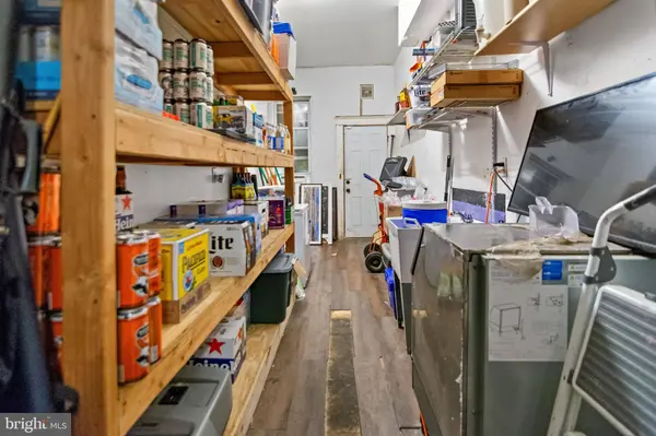 301 S ANN ST, Baltimore, MD 21231