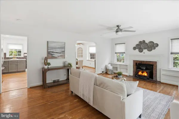 8122 CLYDE BANK RD, Towson, MD 21286
