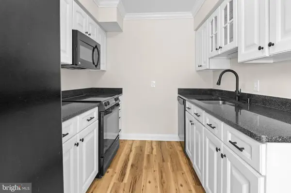 7 FINSBURY PARK CT #44-B, Silver Spring, MD 20906