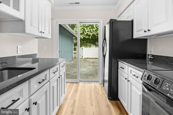 7 FINSBURY PARK CT #44-B, Silver Spring, MD 20906