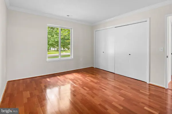 7 FINSBURY PARK CT #44-B, Silver Spring, MD 20906