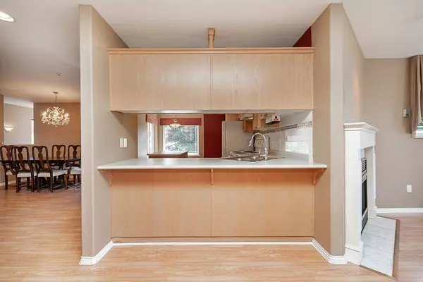 19044 118b AVE #8, Pitt Meadows, BC V3Y 2R2