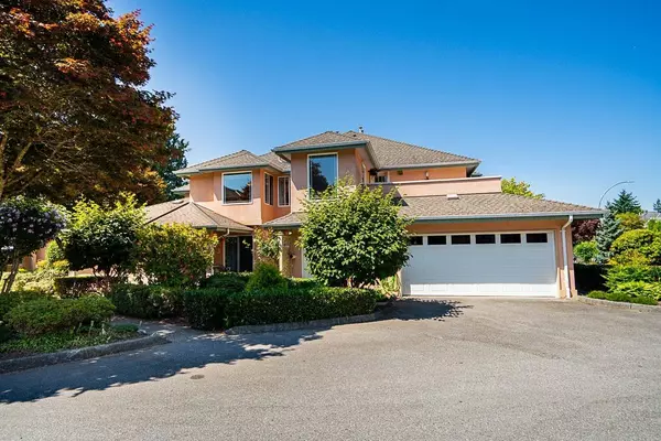 19044 118b AVE #8, Pitt Meadows, BC V3Y 2R2