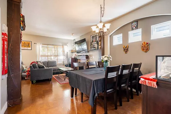 132 Star CRES, New Westminster, BC V3M 6X5