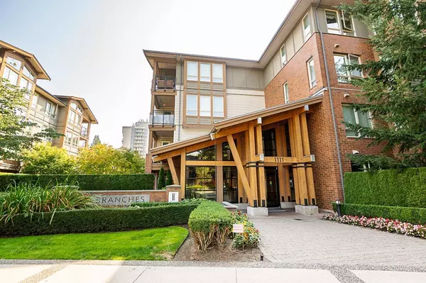 1111 E 27th ST #107, North Vancouver, BC V7J 1S3