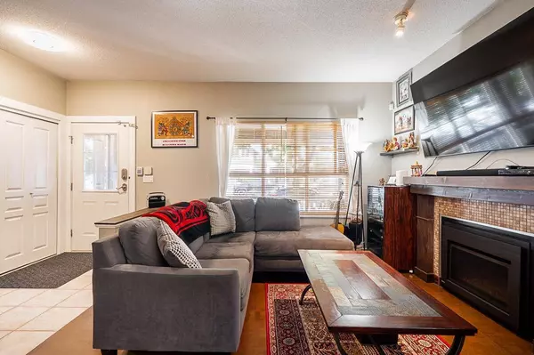 132 Star CRES, New Westminster, BC V3M 6X5