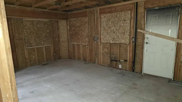 9496 160a ST, Surrey, BC V4N 2P4