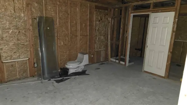 9496 160a ST, Surrey, BC V4N 2P4