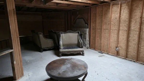 9496 160a ST, Surrey, BC V4N 2P4