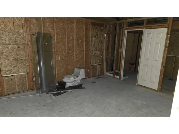 9496 160A STREET, Surrey, BC V4N2P4