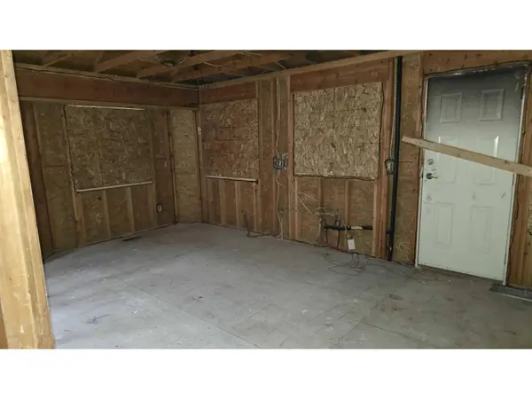 9496 160A STREET, Surrey, BC V4N2P4