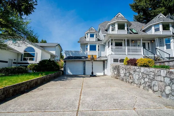 3933 Toronto ST, Port Coquitlam, BC V3B 6M4