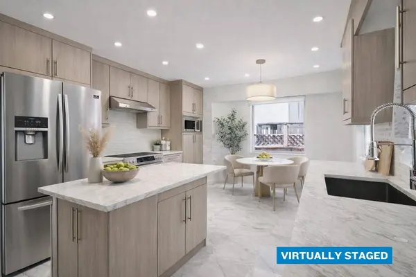 9496 160a AVE, Surrey, BC V4N 2P4