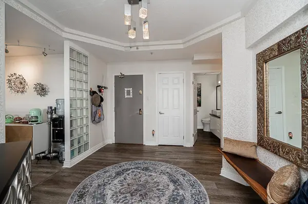 10082 148 ST #2304, Surrey, BC V3R0S3