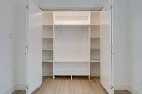 2323 Douglas Avenue, Dallas, TX 75219