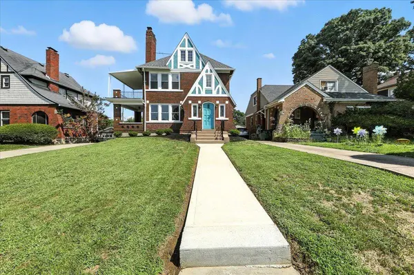 1810 Berkley Ave, Cincinnati, OH 45237