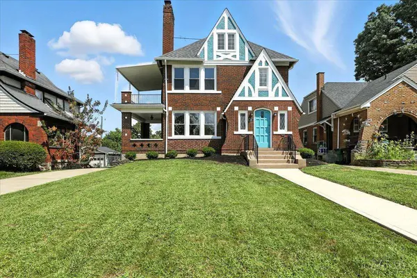 1810 Berkley Ave, Cincinnati, OH 45237