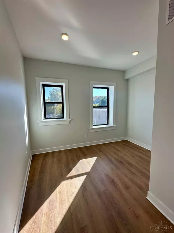 4024 Hamilton Ave, Cincinnati, OH 45223