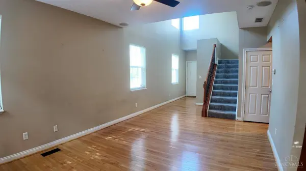 3505 Thorngate Dr, Mason, OH 45040