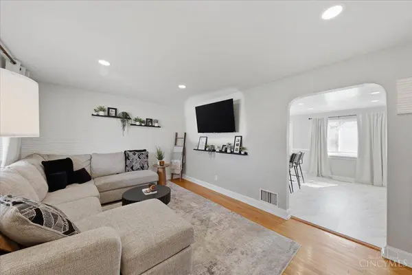 5961 LAWRENCE Rd, Green Twp, OH 45248