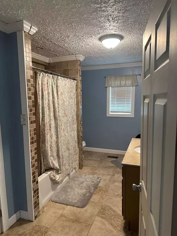 109 Mountain Laural, Mouthcard, KY 41548