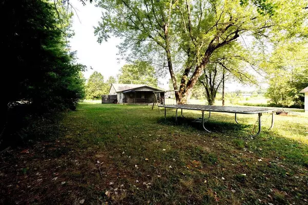 410 College Hill Road, Waco, KY 40385