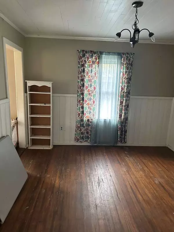 167 Store Hollow Road, Betsy Layne, KY 41605