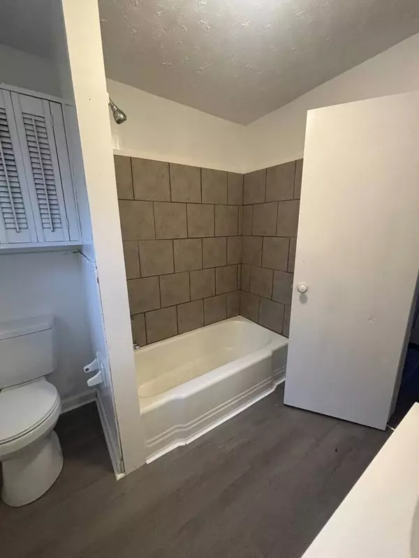 125 Number  3  Hill, Jenkins, KY 41537